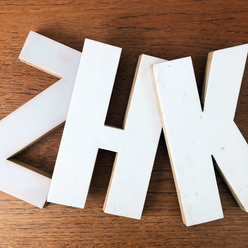9 Inch White Perspex & Ply