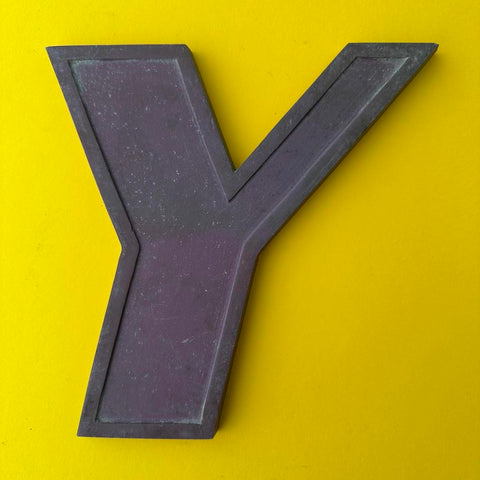 Y - 9 Inch Red Italic Metal Letter