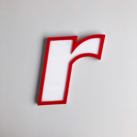 R - Medium Vintage Letter