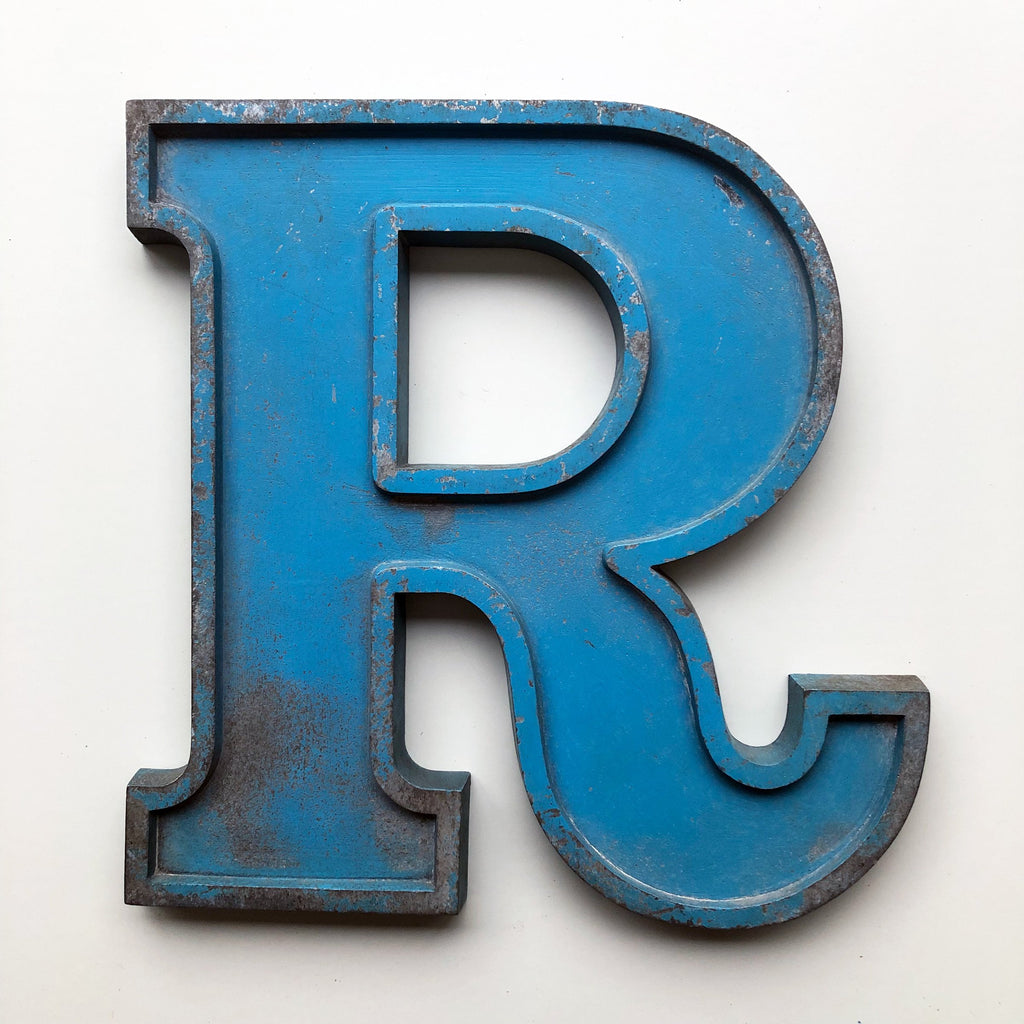 R - Medium Letter Metal R - Medium Letter Metal