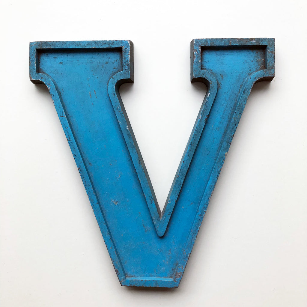 V - Medium Letter Metal V - Medium Letter Metal