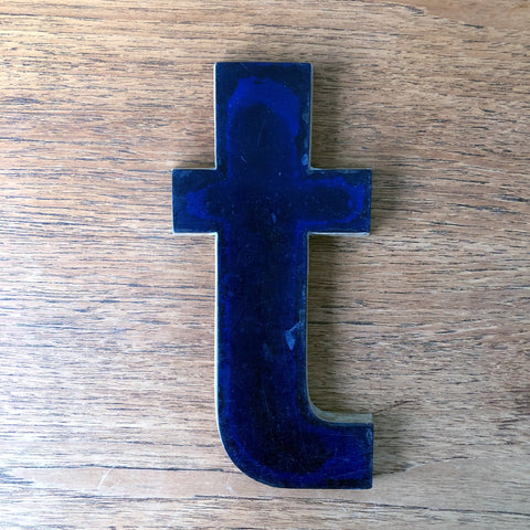T - Medium Letter Ply and Perspex