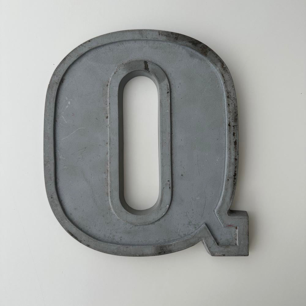Q - 9 Inch Grey Silver Metal Letter