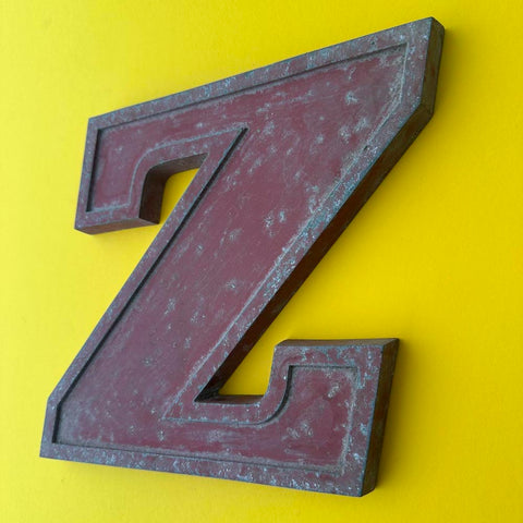 Z - 9 Inch Red Italic Metal Letter