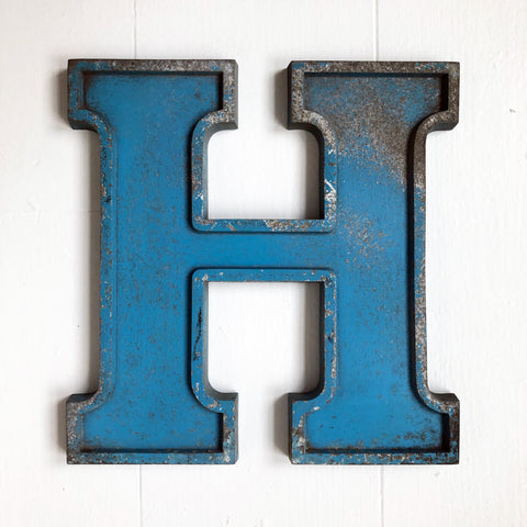 H - Medium Letter Metal