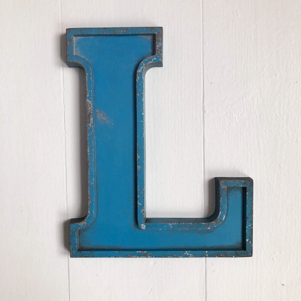 L - Medium Letter Metal