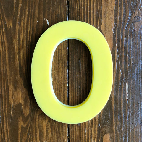O - 7.5 Inch Perspex Letter