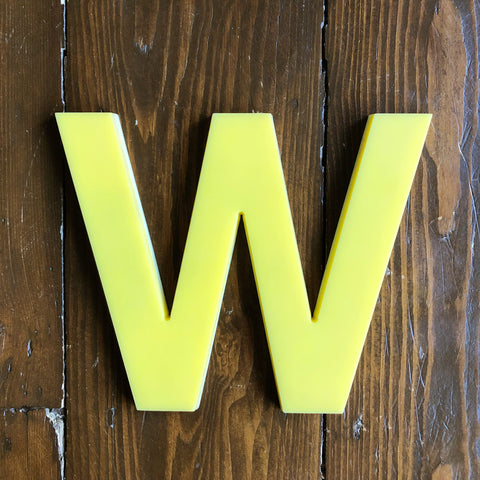 W - 7.5 Inch Perspex Letter