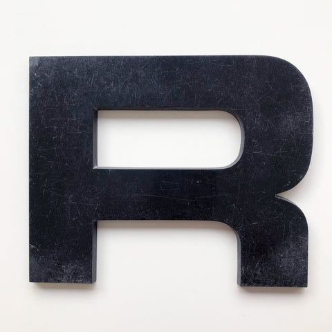 R - 9 Inch Letter Solid Perspex