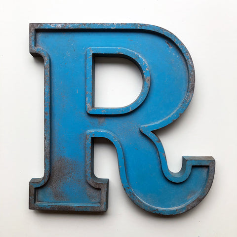 R - Medium Letter Metal