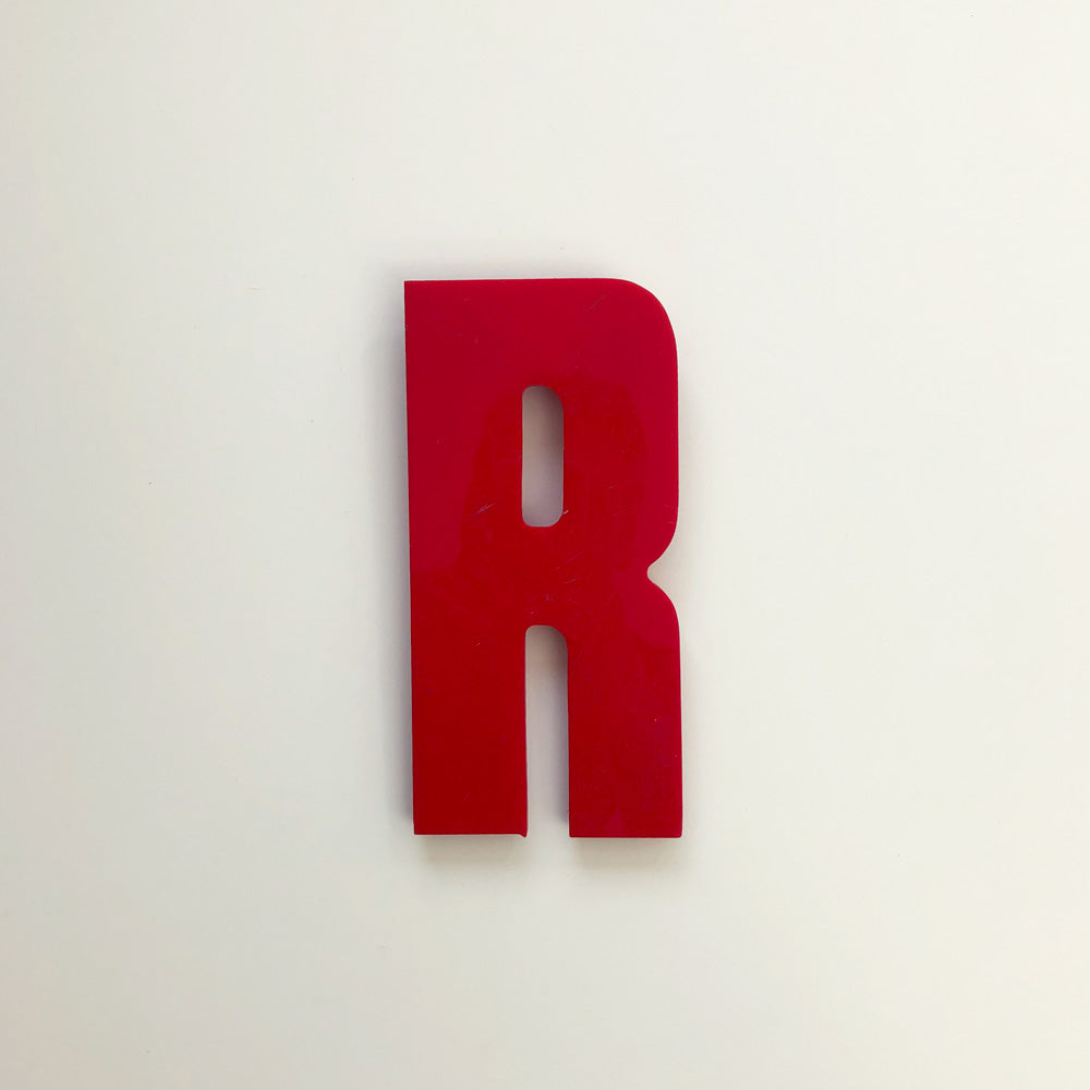 R - Medium Red Cinema Letter Type3