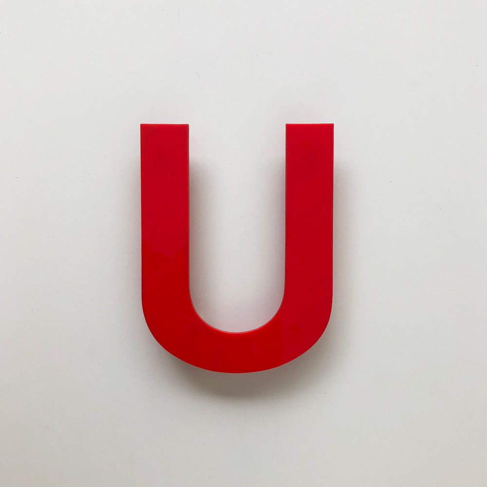U - Medium Red Cinema Letter Type1