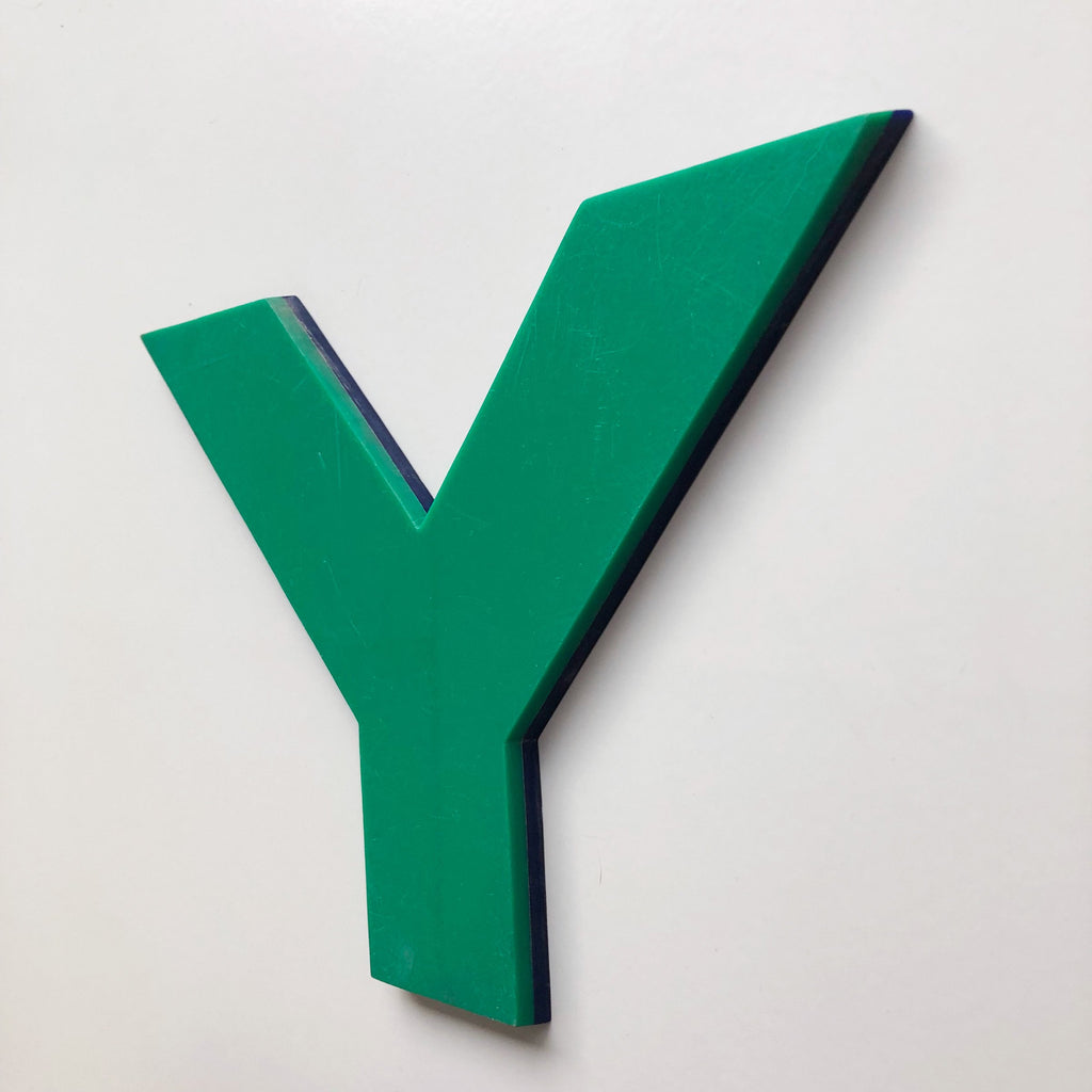 Y - 9 Inch Letter Solid Perspex
